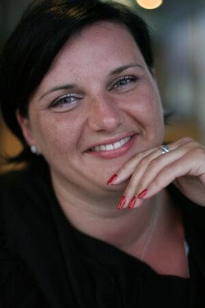Seznámení s Mikaela