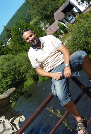 Seznámení s larsen