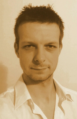 Seznámení s Anr0n