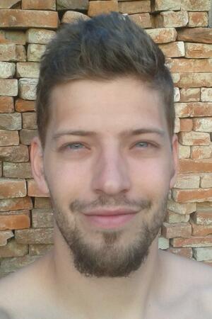 Seznámení s Dexter22