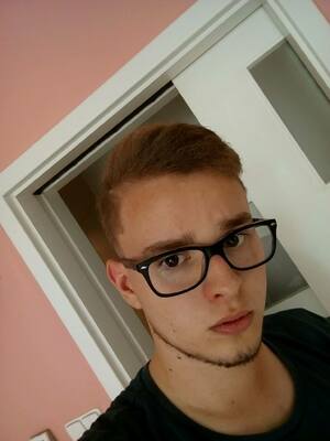 Seznámení s Johnny13