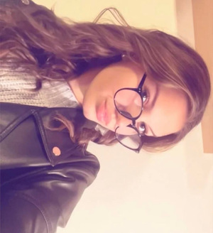 Seznámení s sexysara