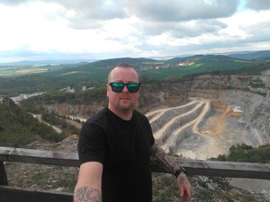 Seznámení s Lukas3535