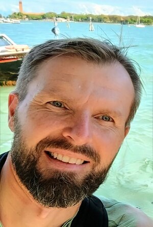 Dan25