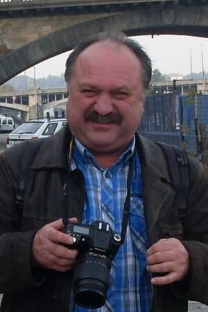 Seznámení s bajusz312