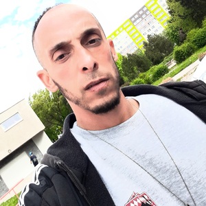 Seznámení s milllithedon