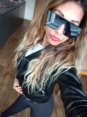 alexandra28