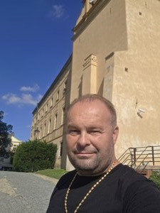 guccineks