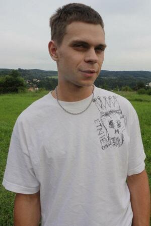 Seznámení s Suky23