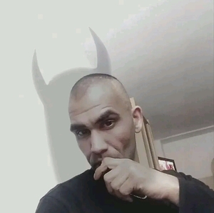 Seznámení s lewisek123