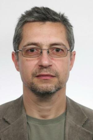 Seznámení s cipernykocourek