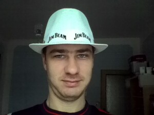 Seznámení s tiestak