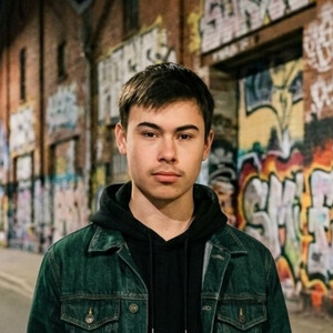 adamgamercze_